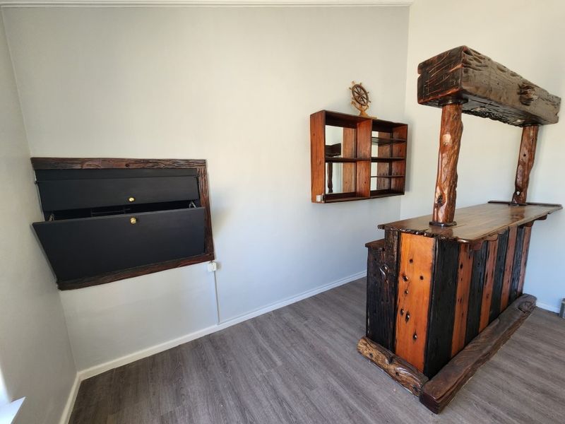 House For Sale In Malmesbury - Photo 6