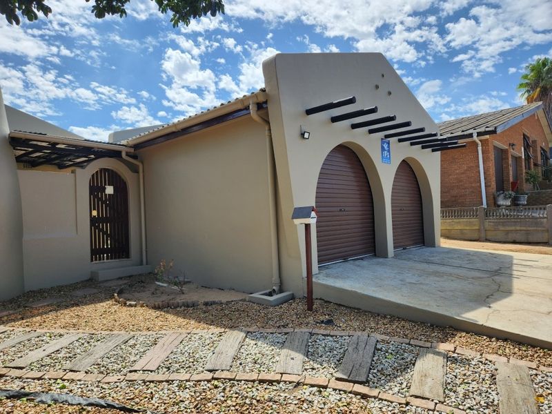 House For Sale In Malmesbury - Photo 4