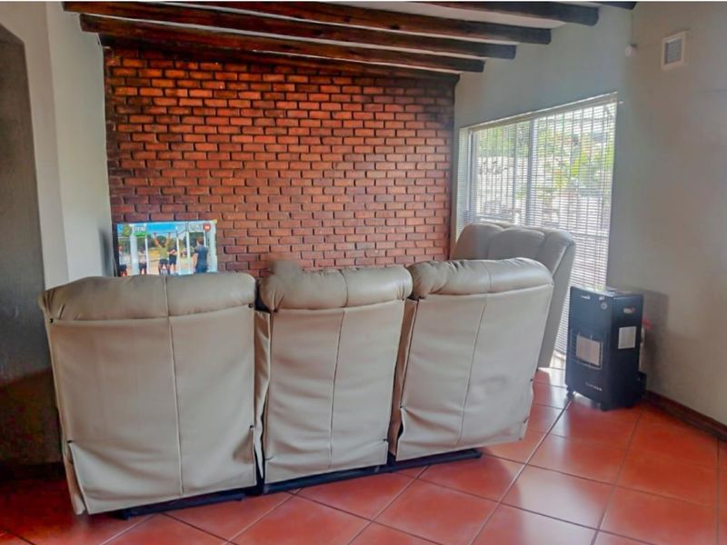 House For Sale In Boksburg - Photo 4