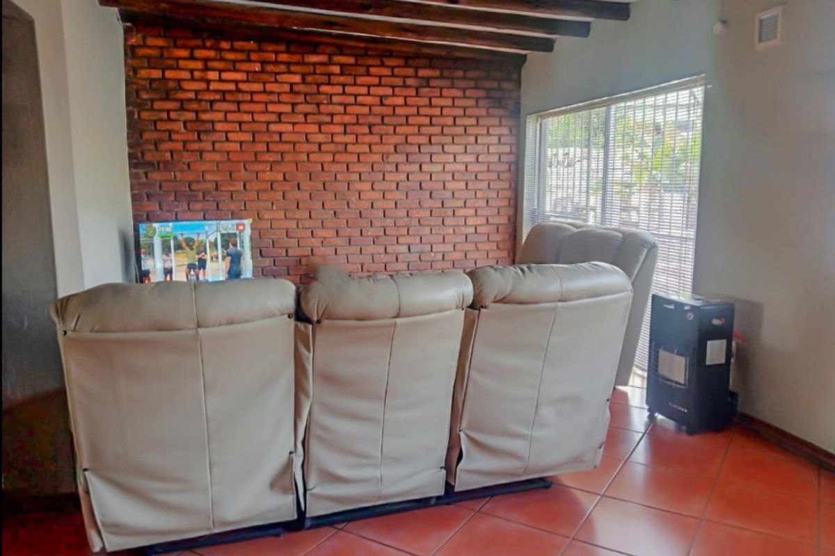 House For Sale In Boksburg - Photo 4