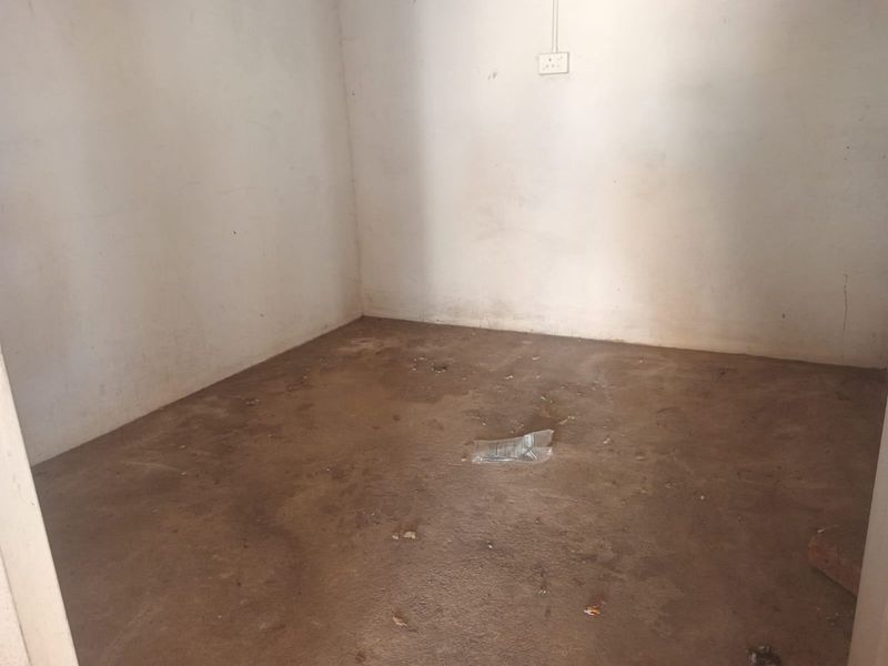 House For Sale In Germiston - Photo 10