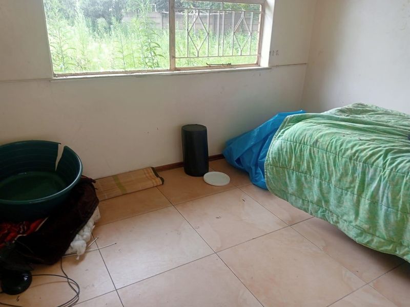 House For Sale In Benoni - Photo 3