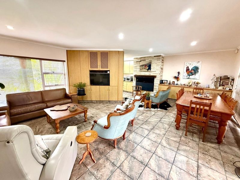 House For Sale In Malmesbury - Photo 7