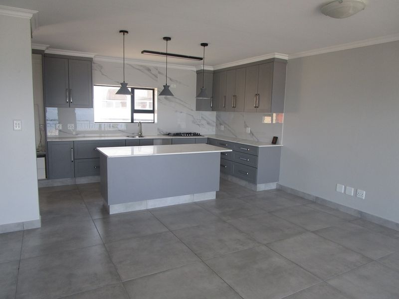 House For Sale In Mossel Bay - Photo 10