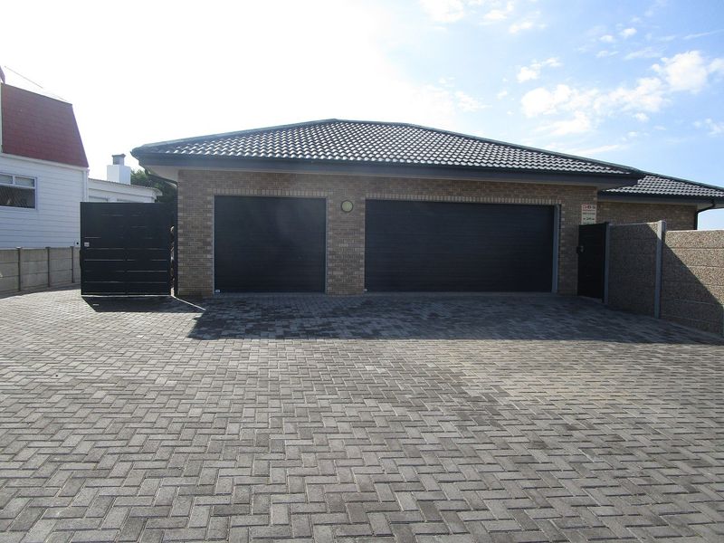 House For Sale In Mossel Bay - Photo 9
