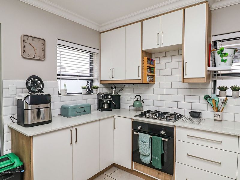 House For Sale In Mossel Bay - Photo 8