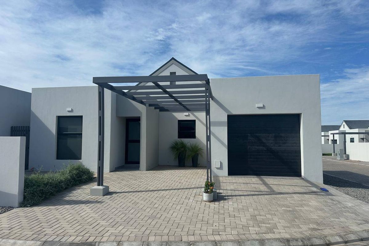House For Sale In Langebaan - Photo 2