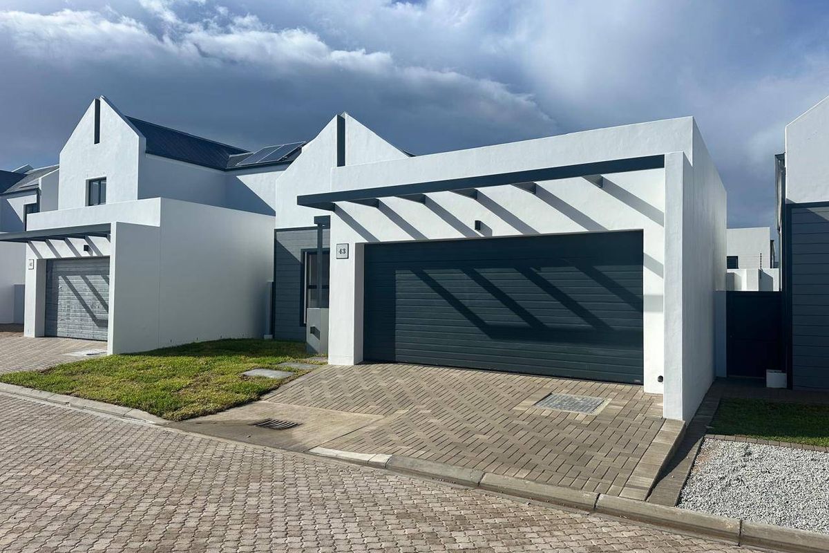House For Sale In Langebaan - Photo 2