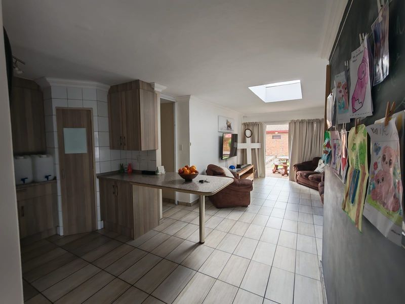House For Sale In Pretoria - Photo 9