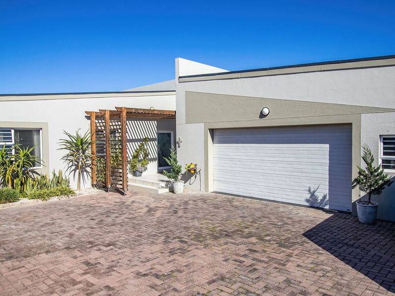 House For Sale In Langebaan - Photo 2