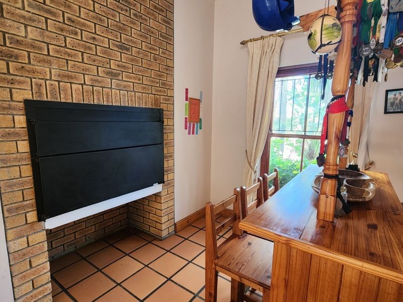 House For Sale In Malmesbury - Photo 7