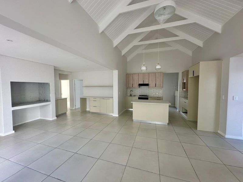House Rental Monthly In Langebaan - Photo 4