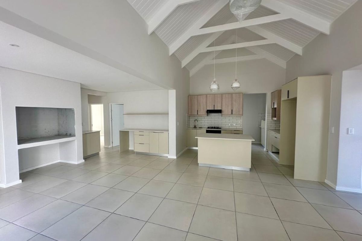 House Rental Monthly In Langebaan - Photo 4