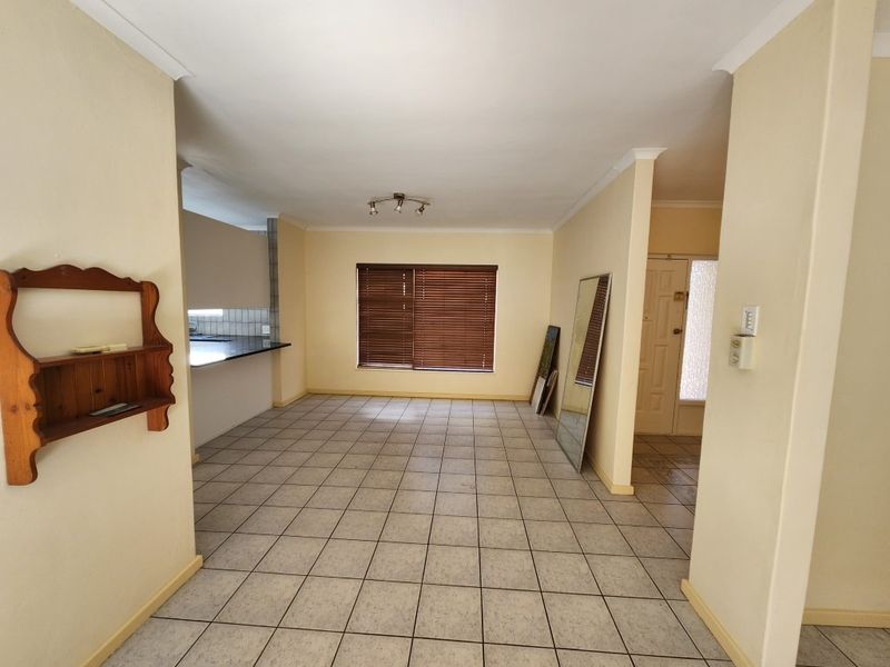 House For Sale In Malmesbury - Photo 9