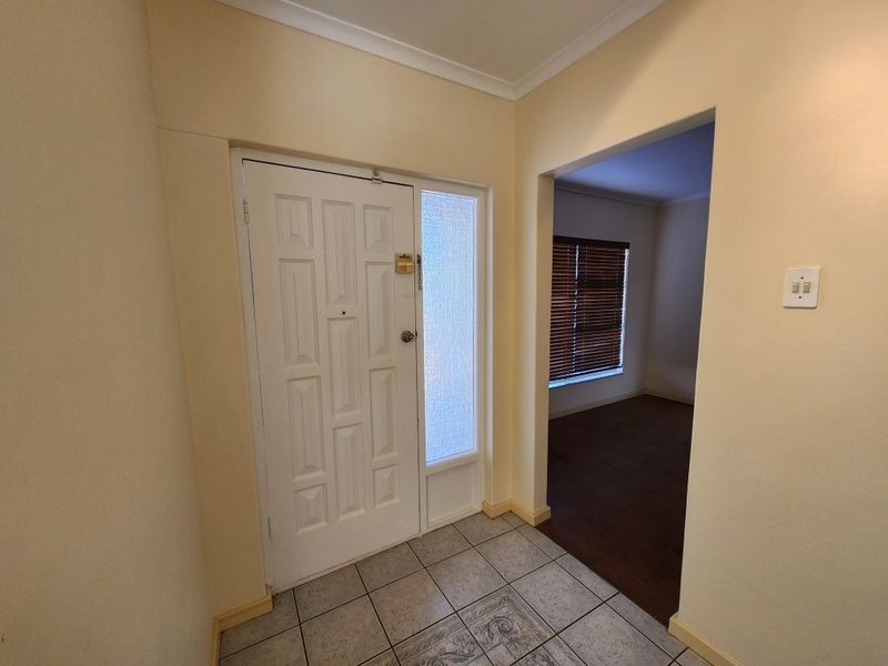 House For Sale In Malmesbury - Photo 5