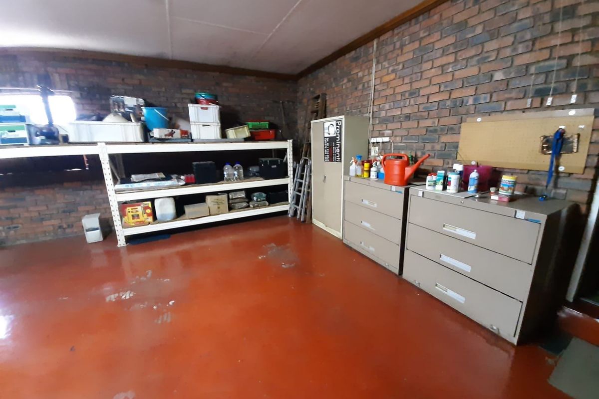 House For Sale In Brakpan - Photo 4