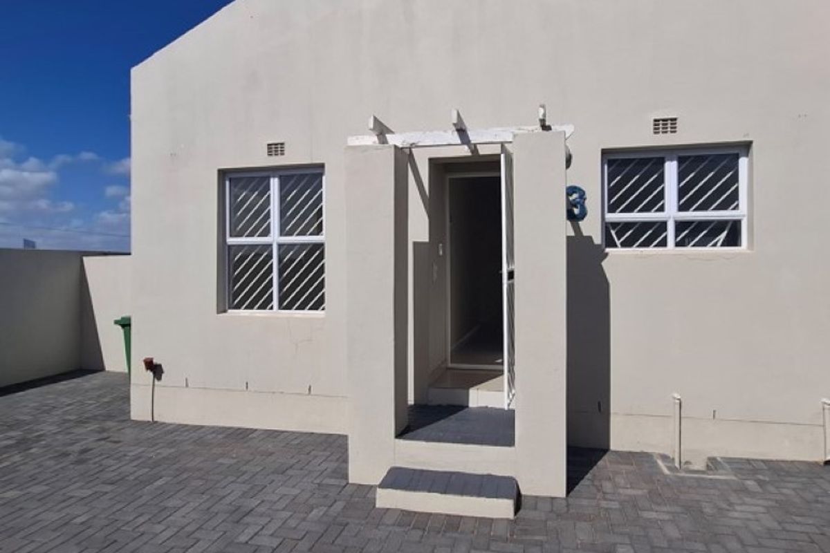 House Rental Monthly In Langebaan - Photo 2