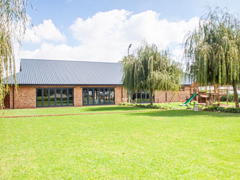 Commercial Rental Monthly In Brakpan - Photo 2