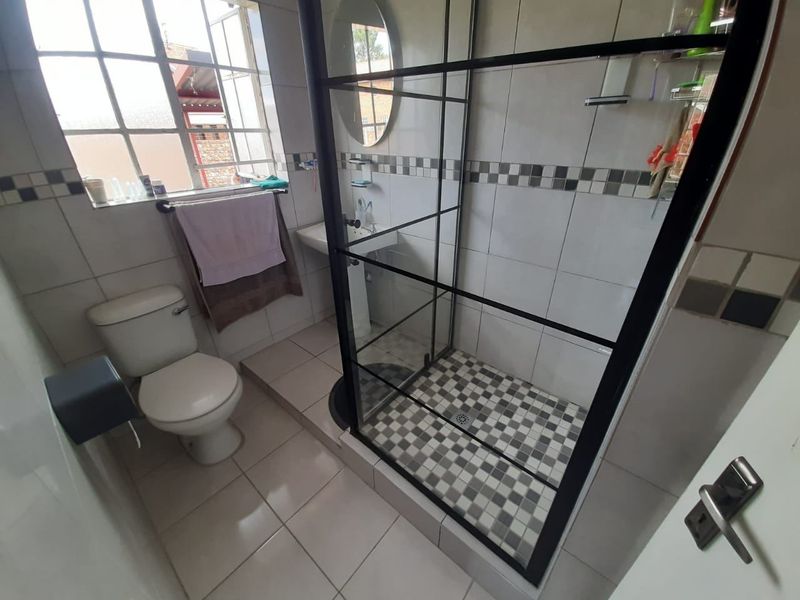 House For Sale In Brakpan - Photo 8