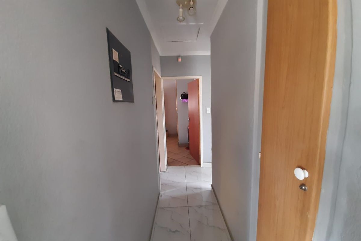 House For Sale In Brakpan - Photo 4