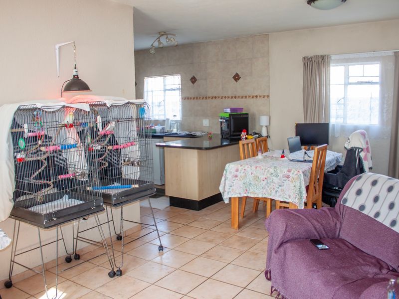 Townhouse For Sale In Boksburg - Photo 3