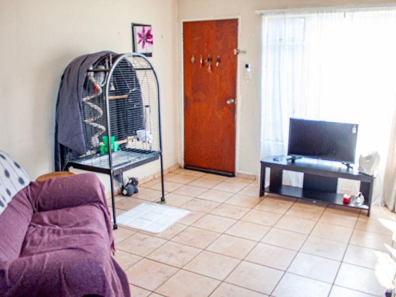 Townhouse For Sale In Boksburg - Photo 4