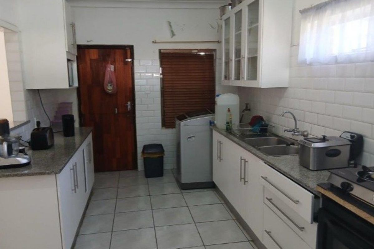 House For Sale In Boksburg - Photo 4