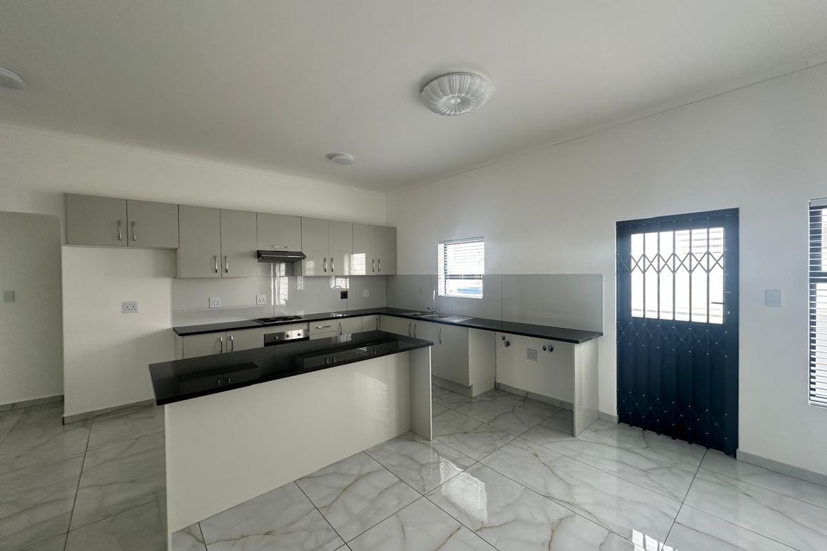 House Rental Monthly In Langebaan - Photo 2