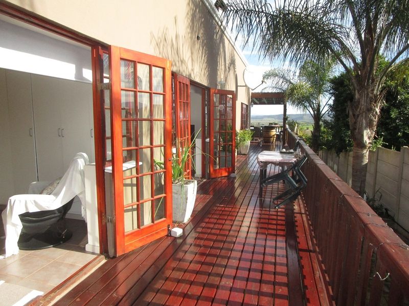 House For Sale In Klein Brak Rivier - Photo 1