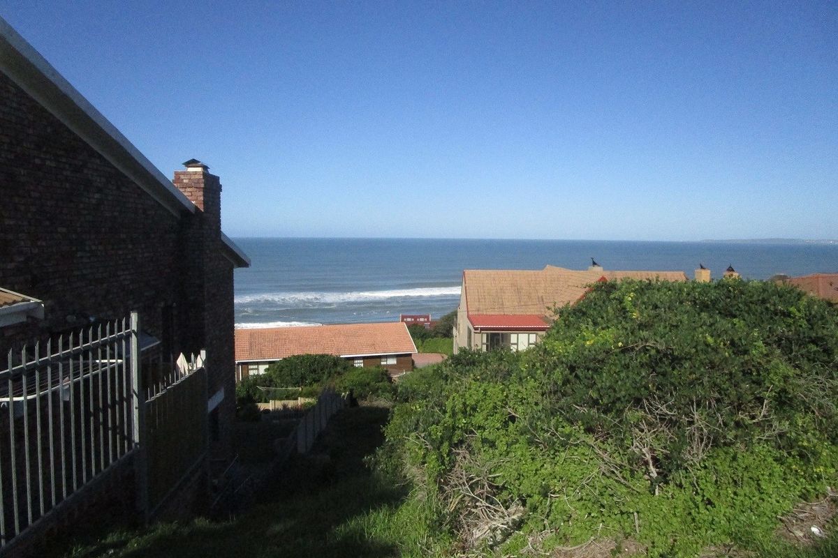 House For Sale In Mossel Bay - Photo 4