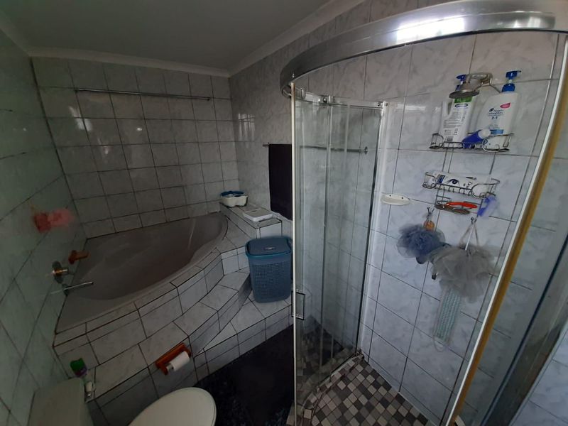 House For Sale In Brakpan - Photo 7