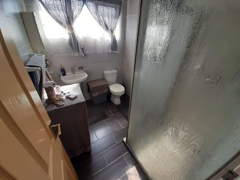 House For Sale In Brakpan - Photo 6