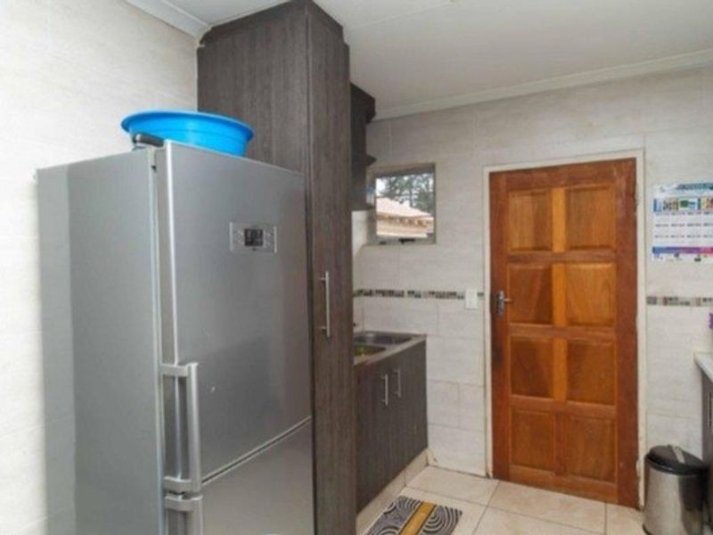 House For Sale In Springs - Photo 10