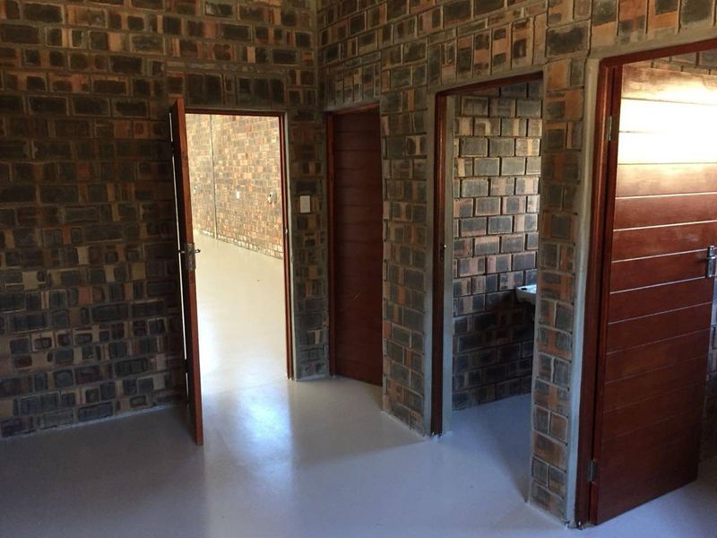 Industrial For Sale In Malmesbury - Photo 6
