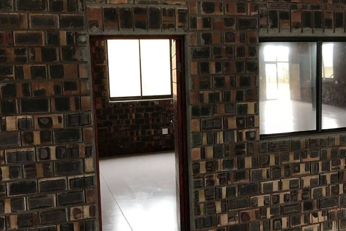 Industrial For Sale In Malmesbury - Photo 5