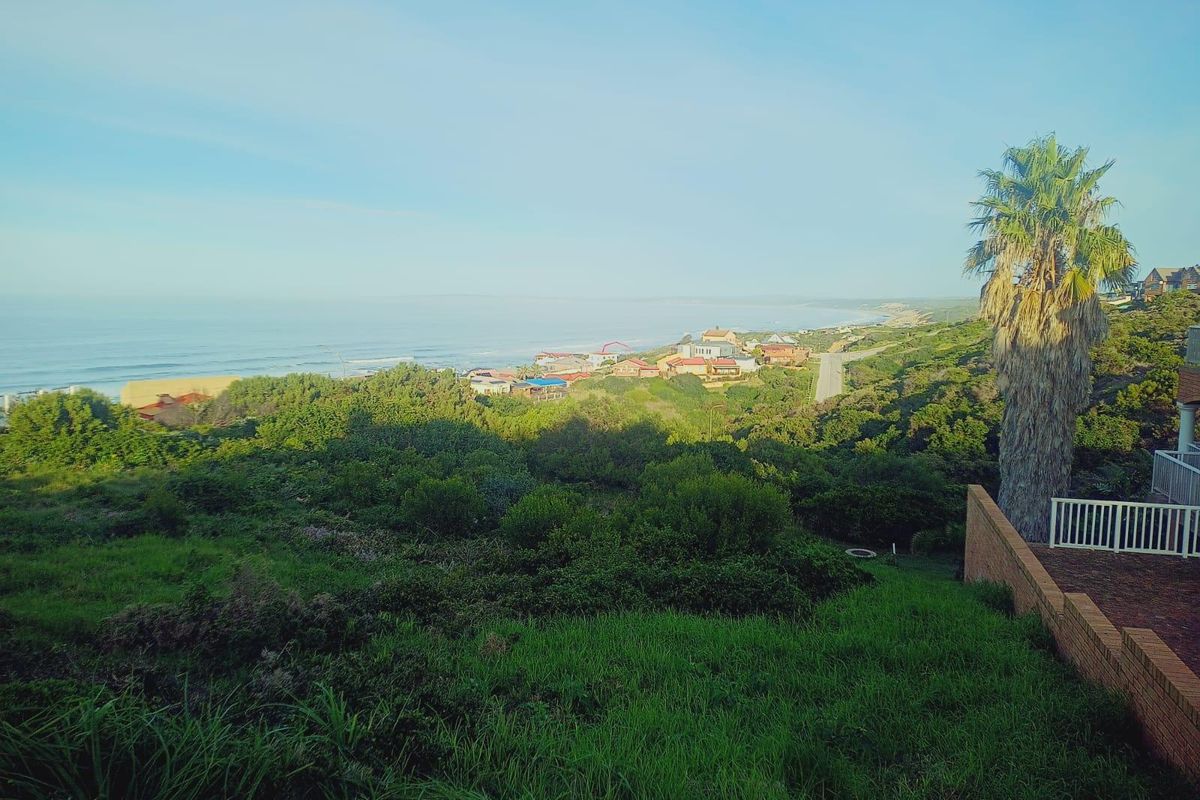 House For Sale In Mossel Bay - Photo 3