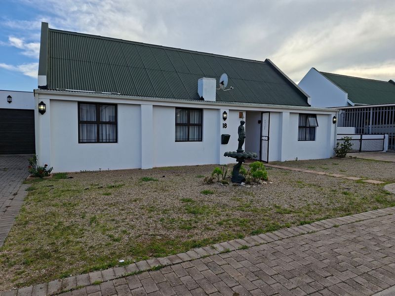 House Rental Monthly In Langebaan - Photo 2