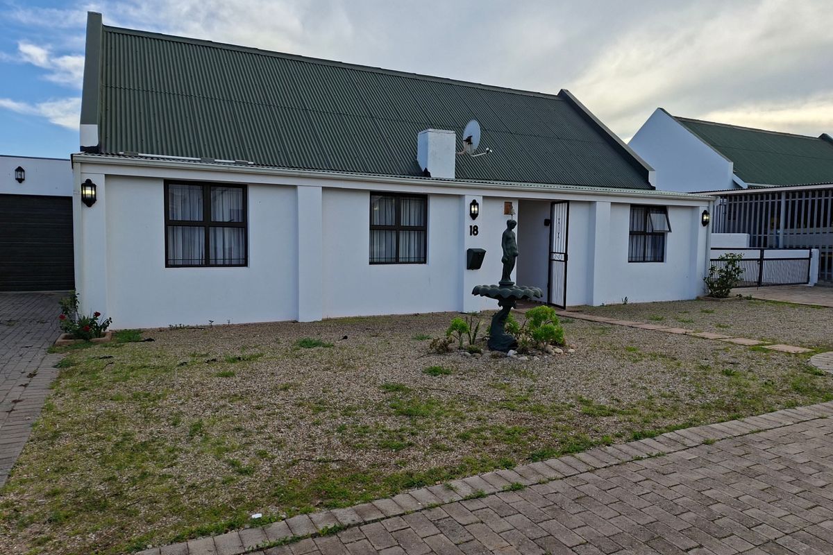 House Rental Monthly In Langebaan - Photo 2