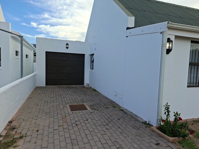 House Rental Monthly In Langebaan - Photo 3