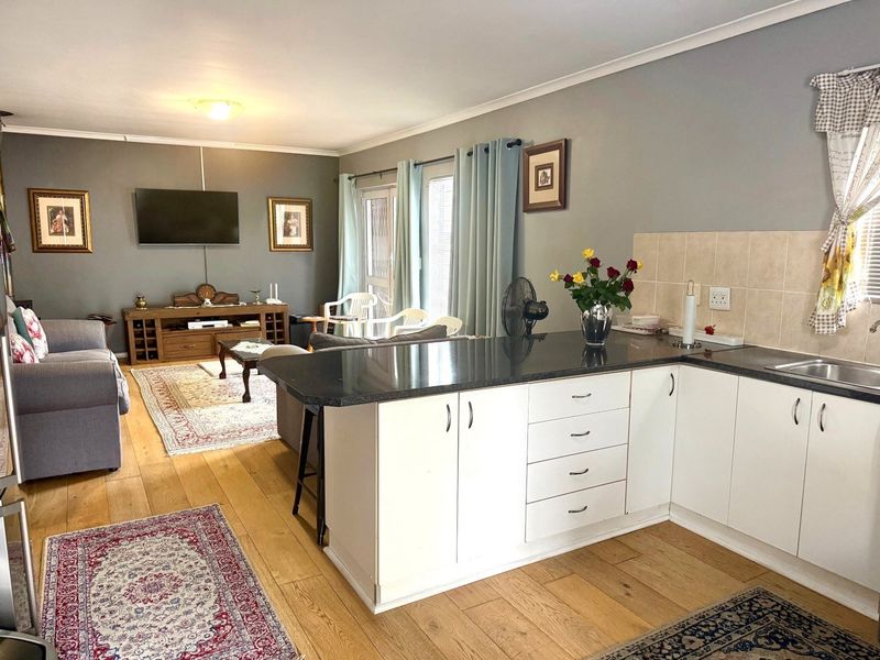 House For Sale In Malmesbury - Photo 8