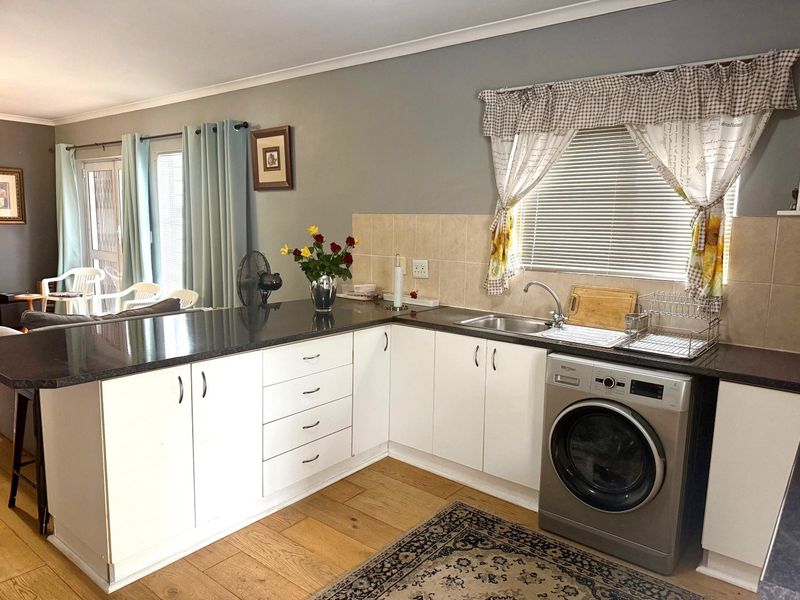 House For Sale In Malmesbury - Photo 7