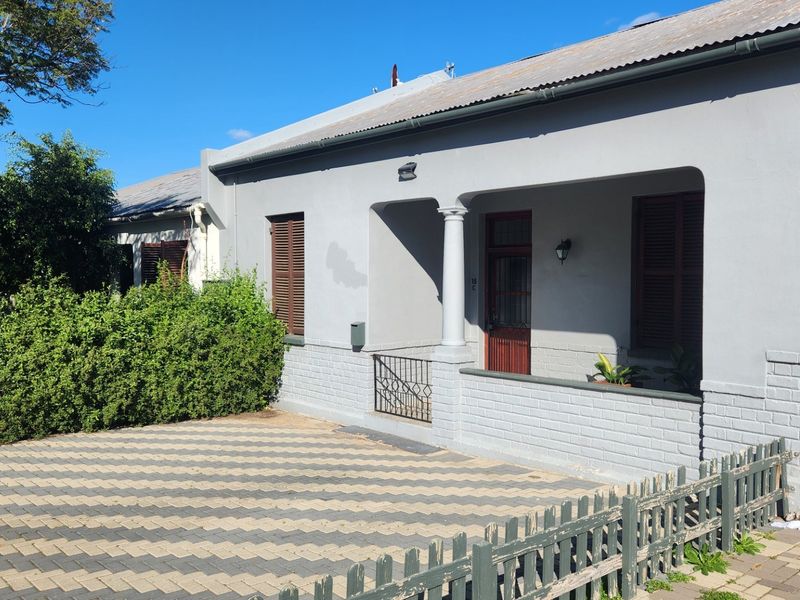 House For Sale In Malmesbury - Photo 1