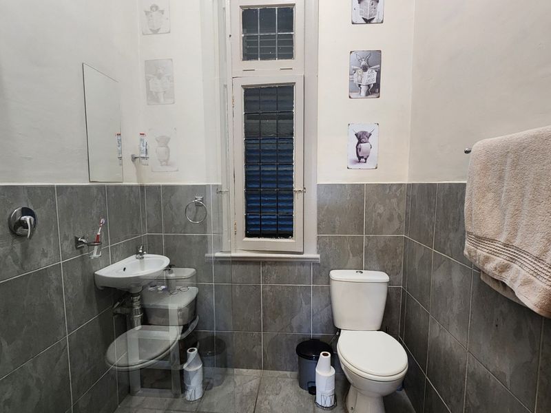 House For Sale In Malmesbury - Photo 10