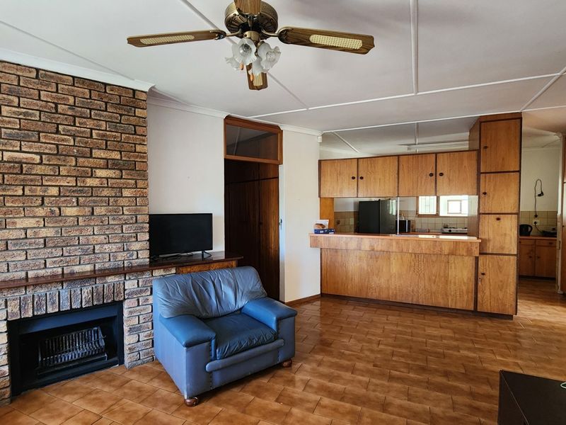 House For Sale In Moorreesburg - Photo 8