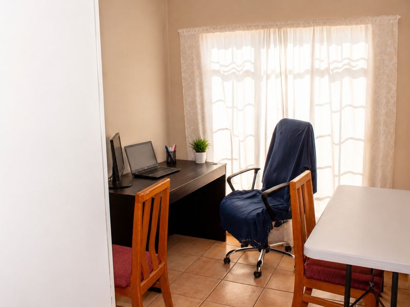 Townhouse For Sale In Boksburg - Photo 6