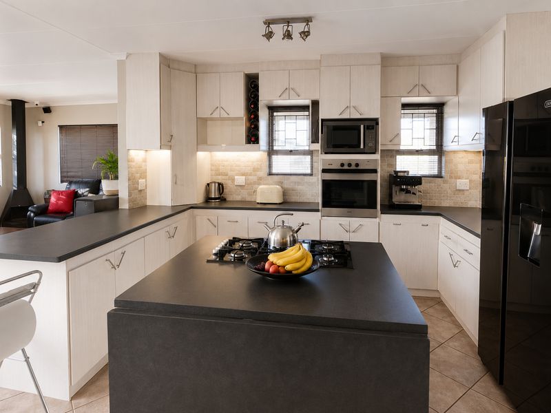 House Rental Monthly In Saldanha - Photo 3