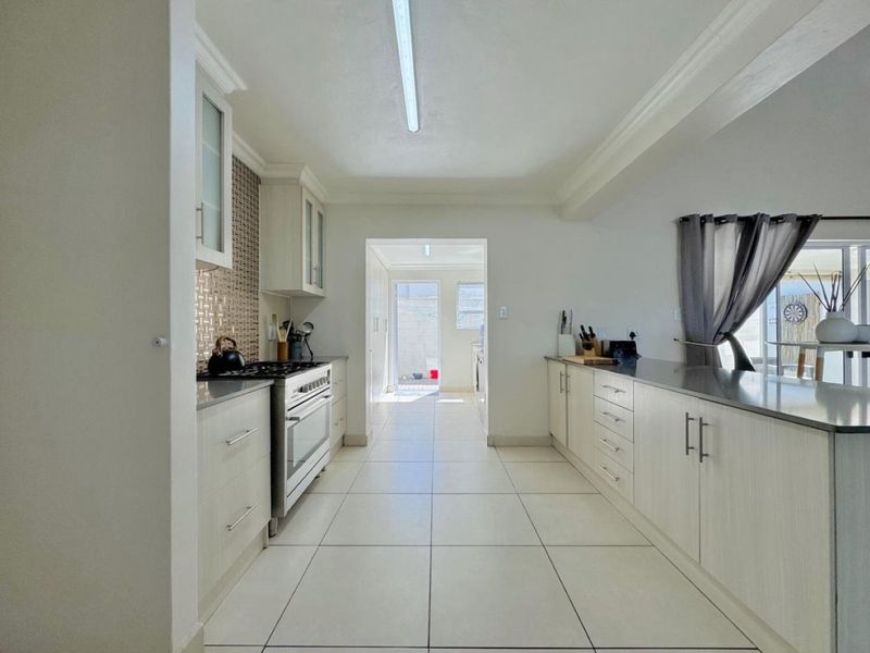 House Rental Monthly In Langebaan - Photo 9