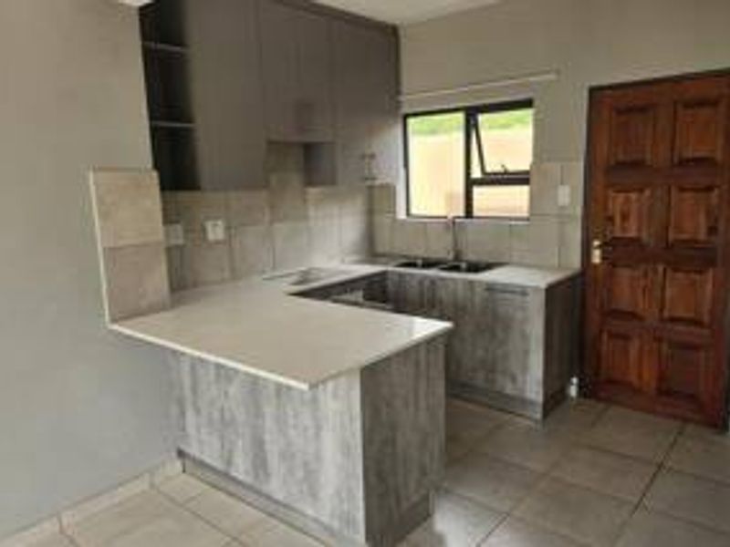 House For Sale In Akasia - Photo 7