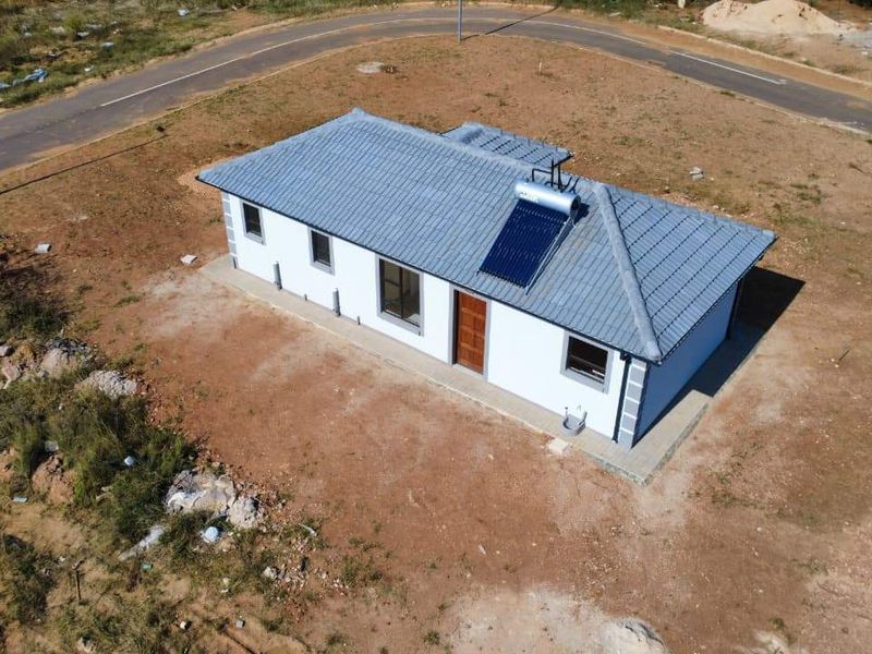 House For Sale In Akasia - Photo 2