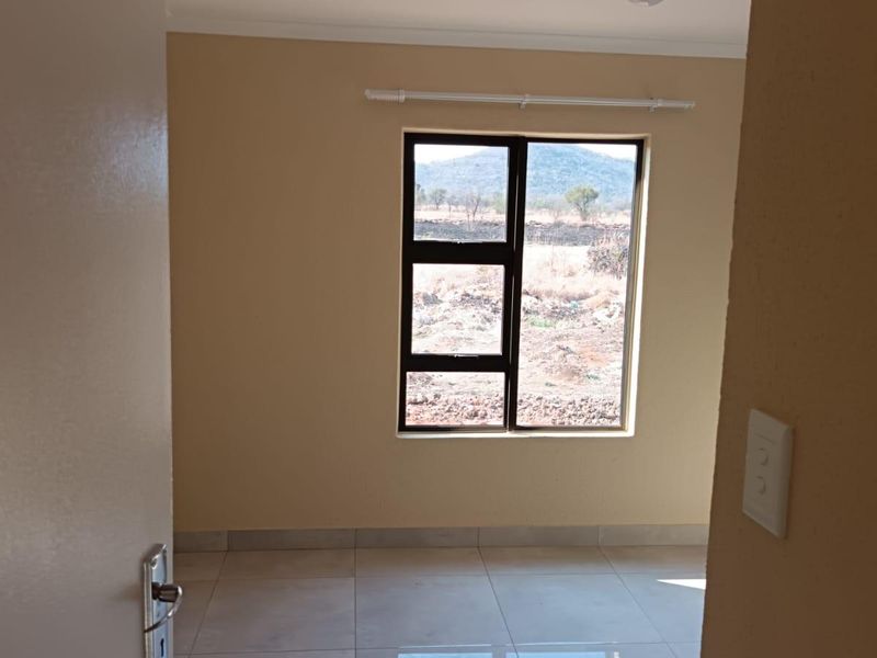 House For Sale In Akasia - Photo 1